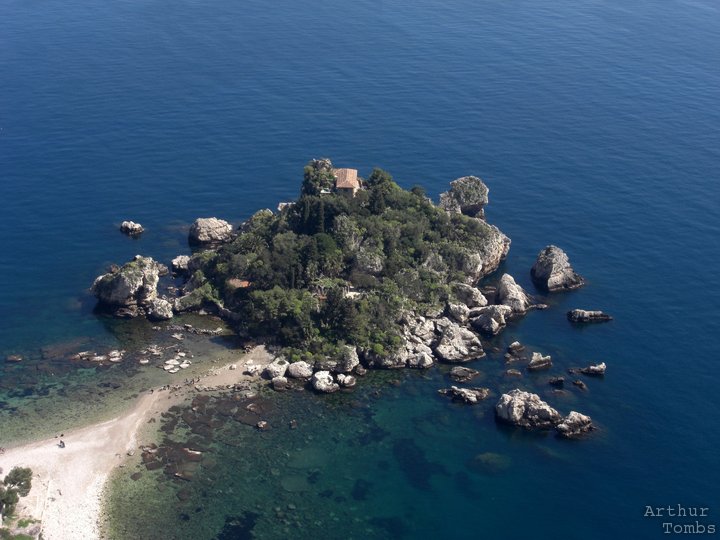 An image with no caption...