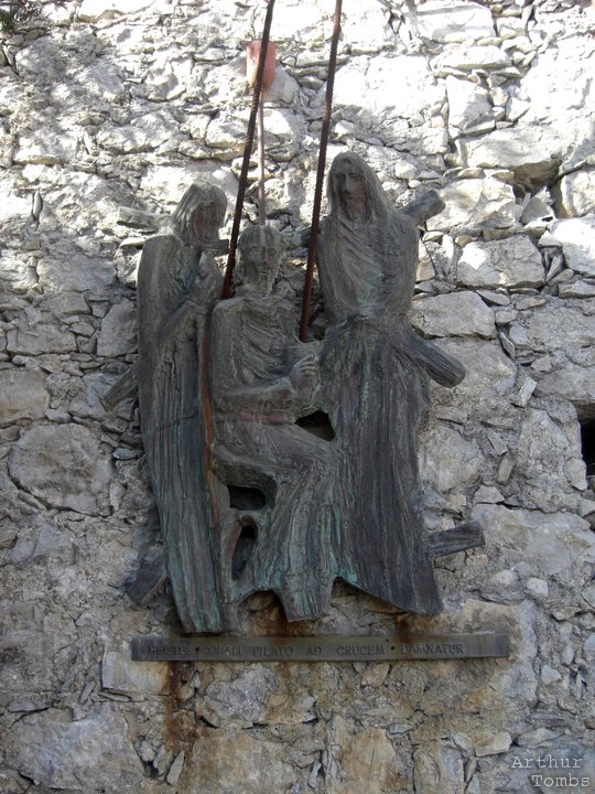 An image with no caption...