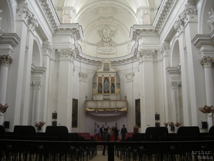 An image with no caption...