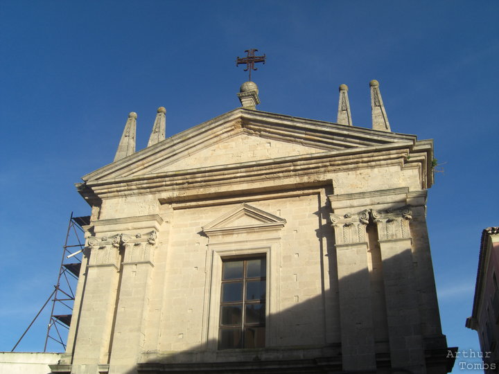 An image with no caption...