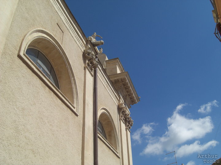 An image with no caption...